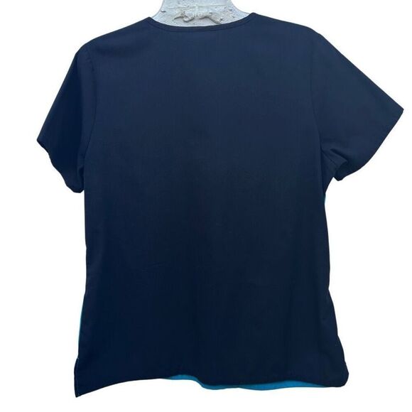 Cherokee Scrub Shirt Women's Medium Blue Black Colorlock Puppy Print Vet Tech - Picture 10 of 10